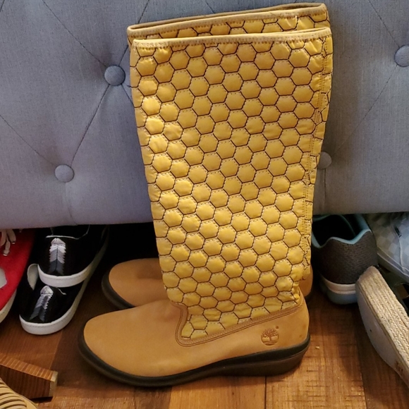 Timberland Shoes - Ladies timberland boots 9.5